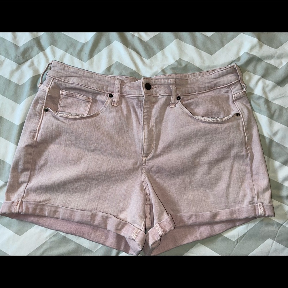 Universal Threads (Target) High Rise Midi shorts